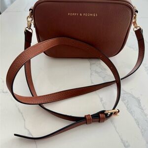 Poppy & Peonies Elegant Tan Crossbody Bag